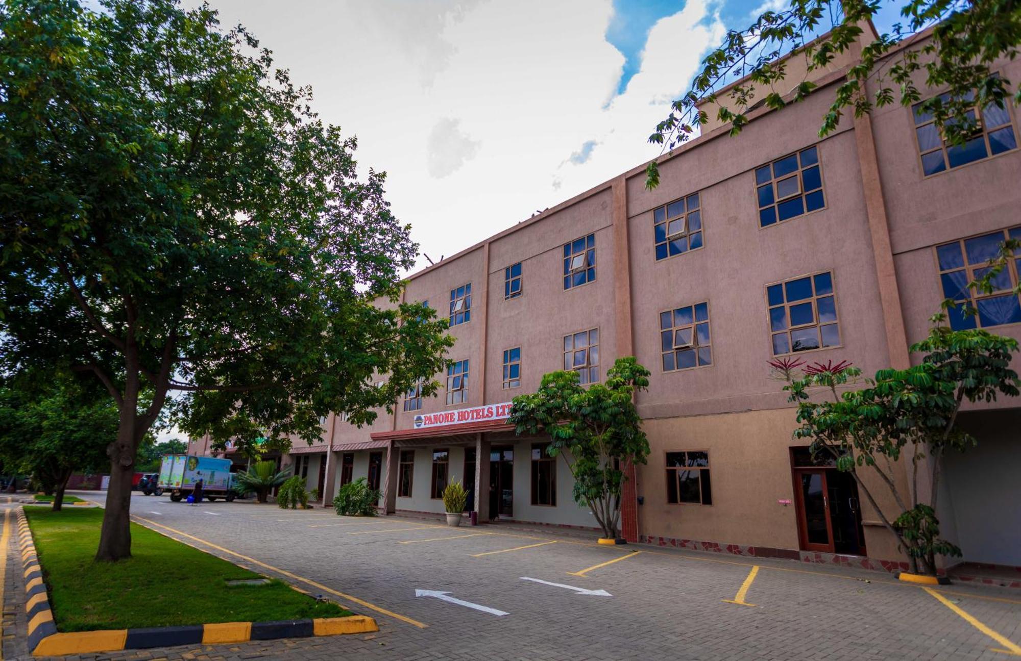 Panone Hotels - King'Ori Kilimanjaro Airport Moshi Ngoại thất bức ảnh
