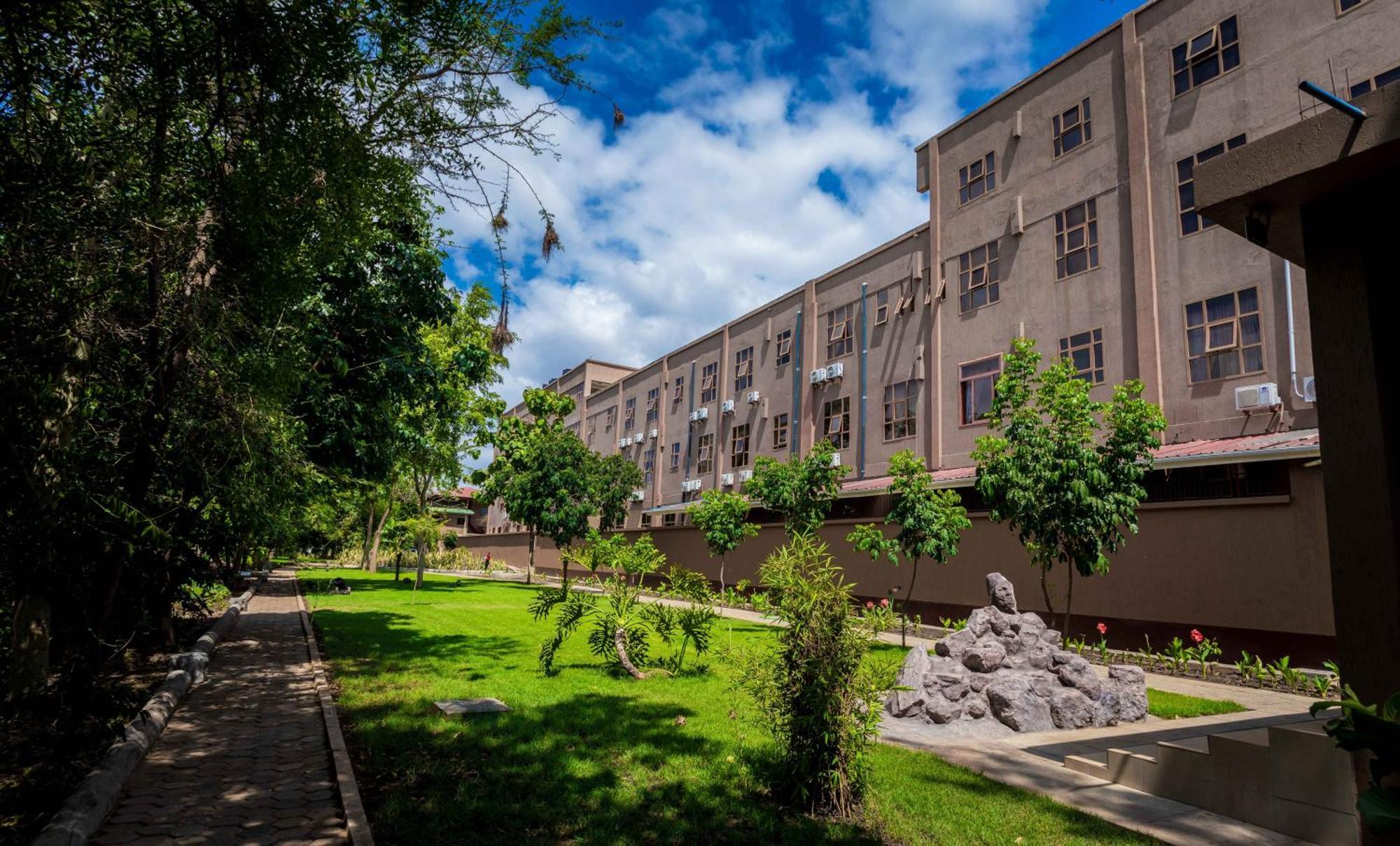 Panone Hotels - King'Ori Kilimanjaro Airport Moshi Ngoại thất bức ảnh