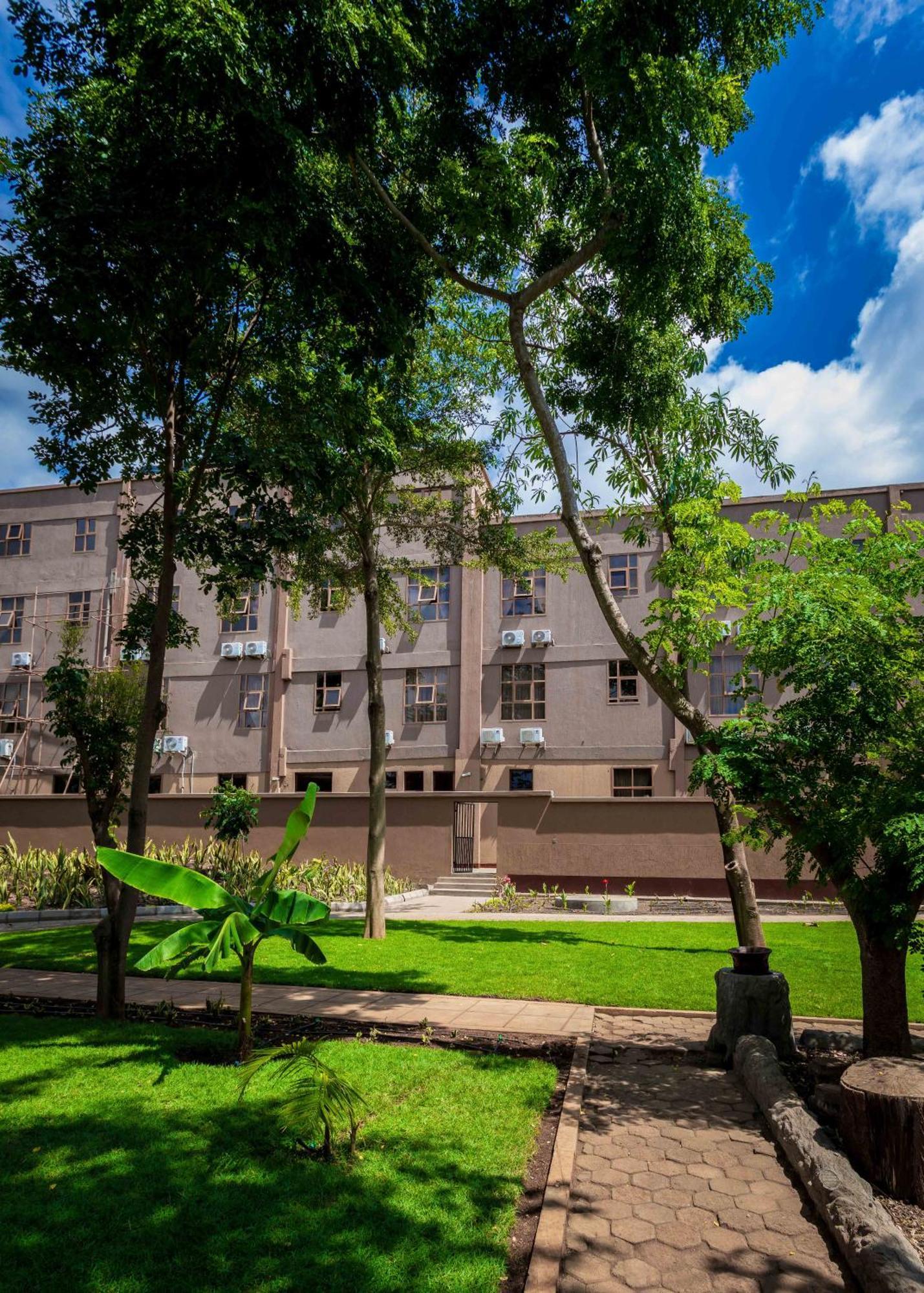 Panone Hotels - King'Ori Kilimanjaro Airport Moshi Ngoại thất bức ảnh
