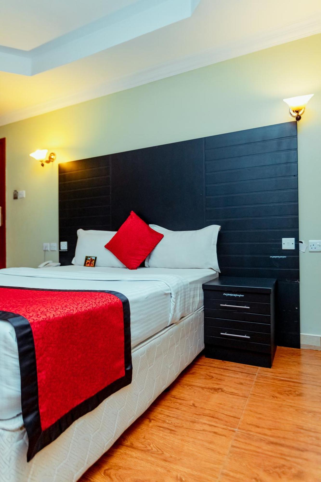 Panone Hotels - King'Ori Kilimanjaro Airport Moshi Ngoại thất bức ảnh